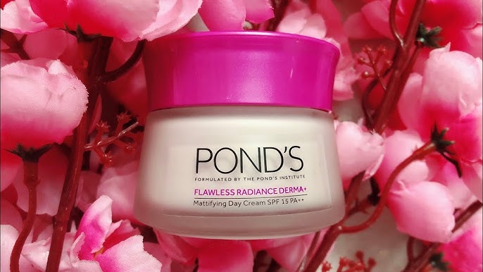 Pond’s Flawless Radiance Derma+ Mattifying Day Cream